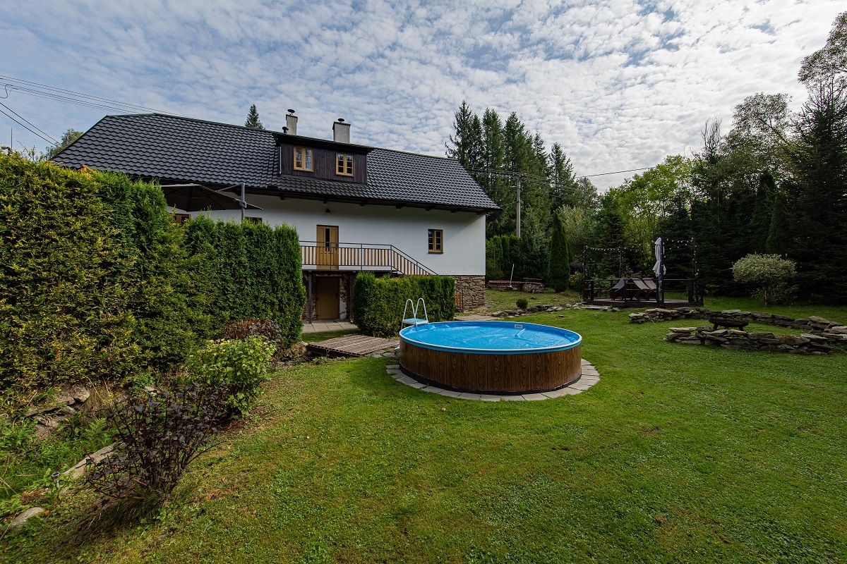 Chalupa Pusté Žibřidovice – bazén