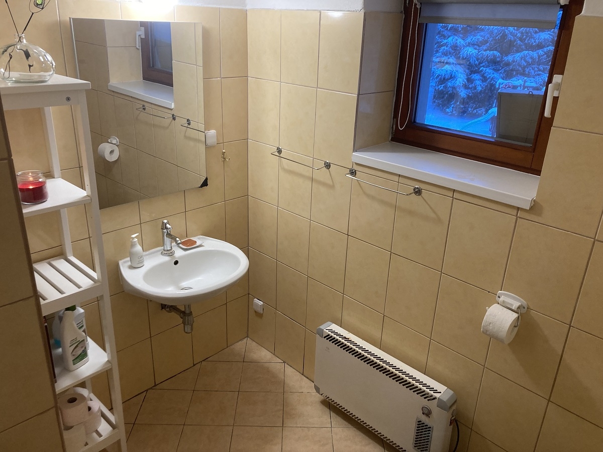 Chalupa Pusté Žibřidovice koupelna spodní