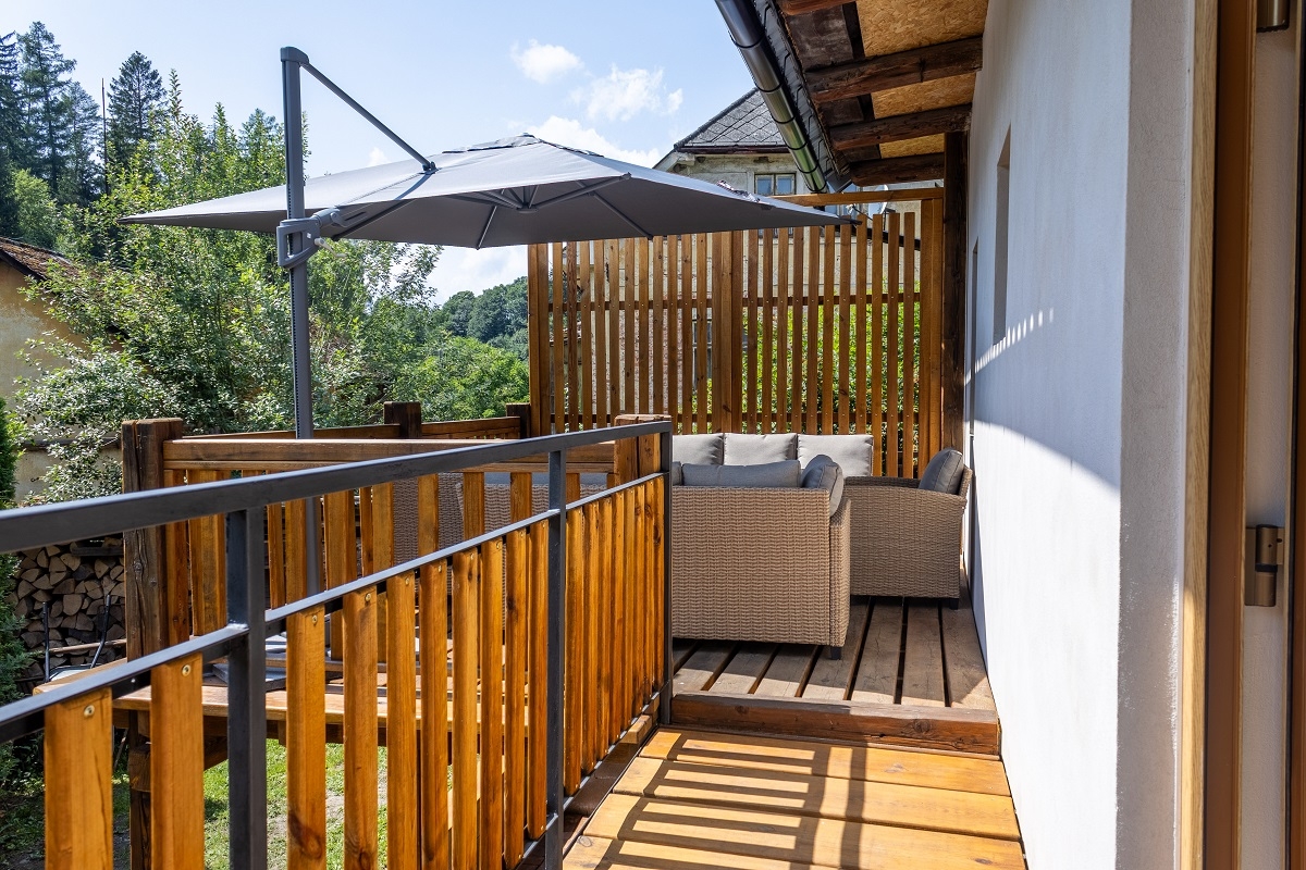 Chalupa Pusté Žibřidovice – pergola posezení